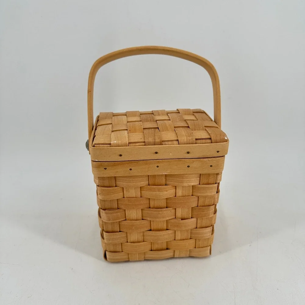 Small Woven Wood Basket with Hinged Lid and Handle Natural Brown Farmhouse Decor
